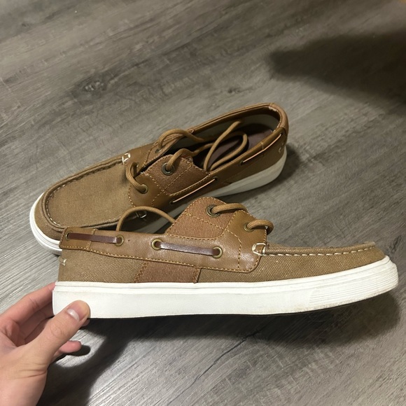 Two Sperry Topsider and Denver Hayes Topsider. $50 each - Picture 8 of 15